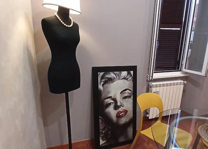 La Luna e La Gatta